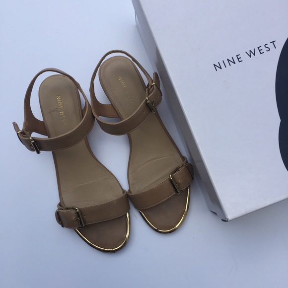 Nine West Righton3y Sandals - Picture 3 of 8